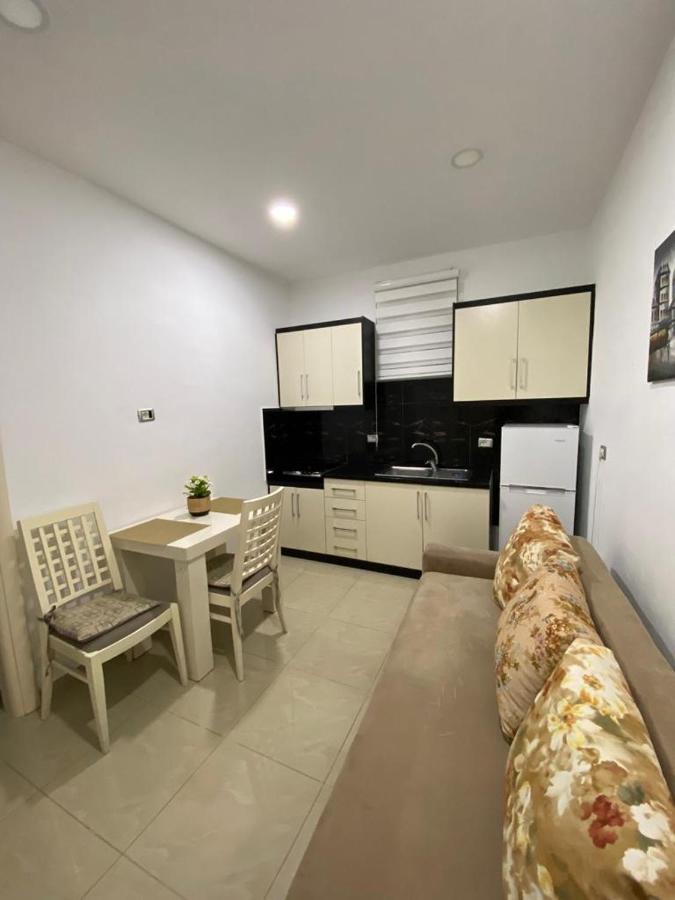 Ksamil Guest House Dea エクステリア 写真